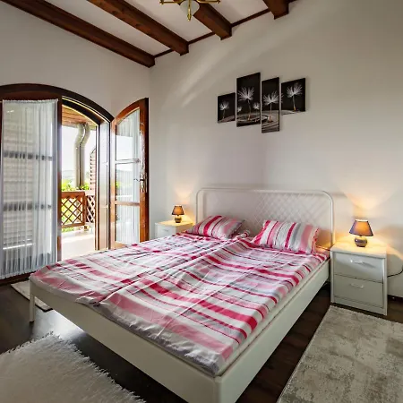 Apartment Pinky By Interhome